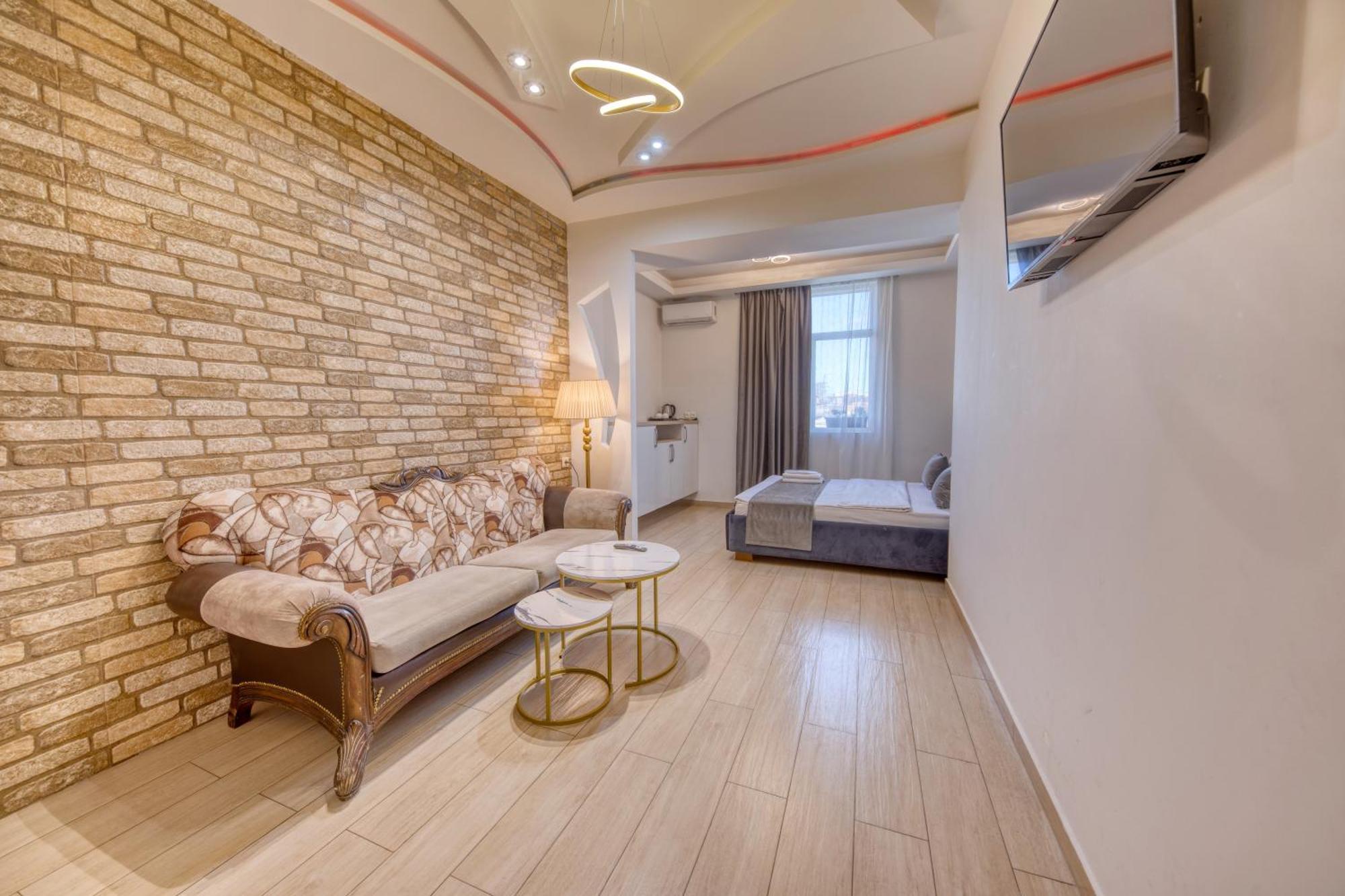 Aleppo Hotel Yerevan Luaran gambar