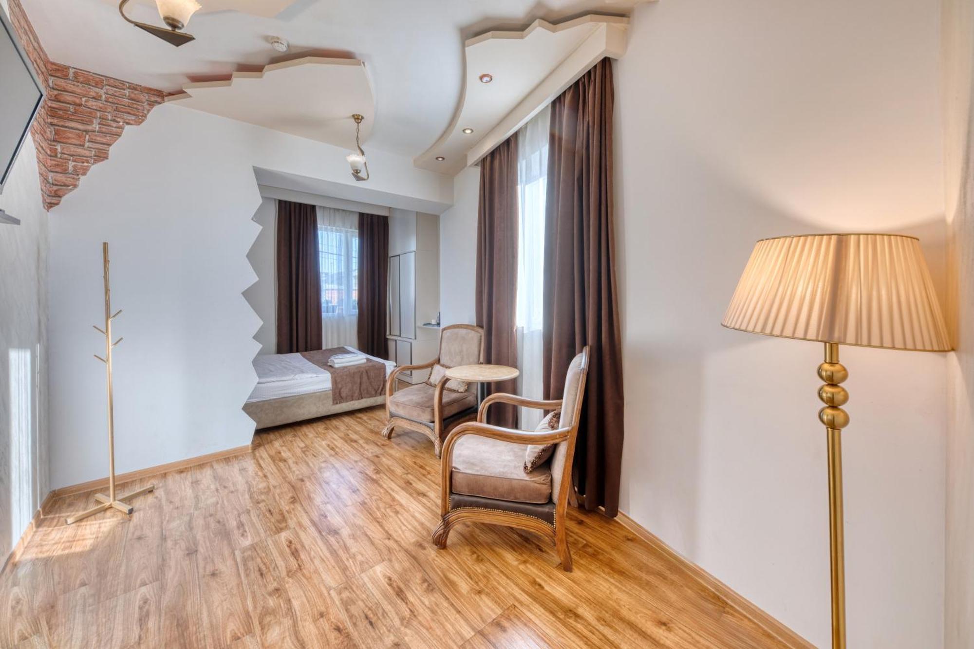 Aleppo Hotel Yerevan Luaran gambar