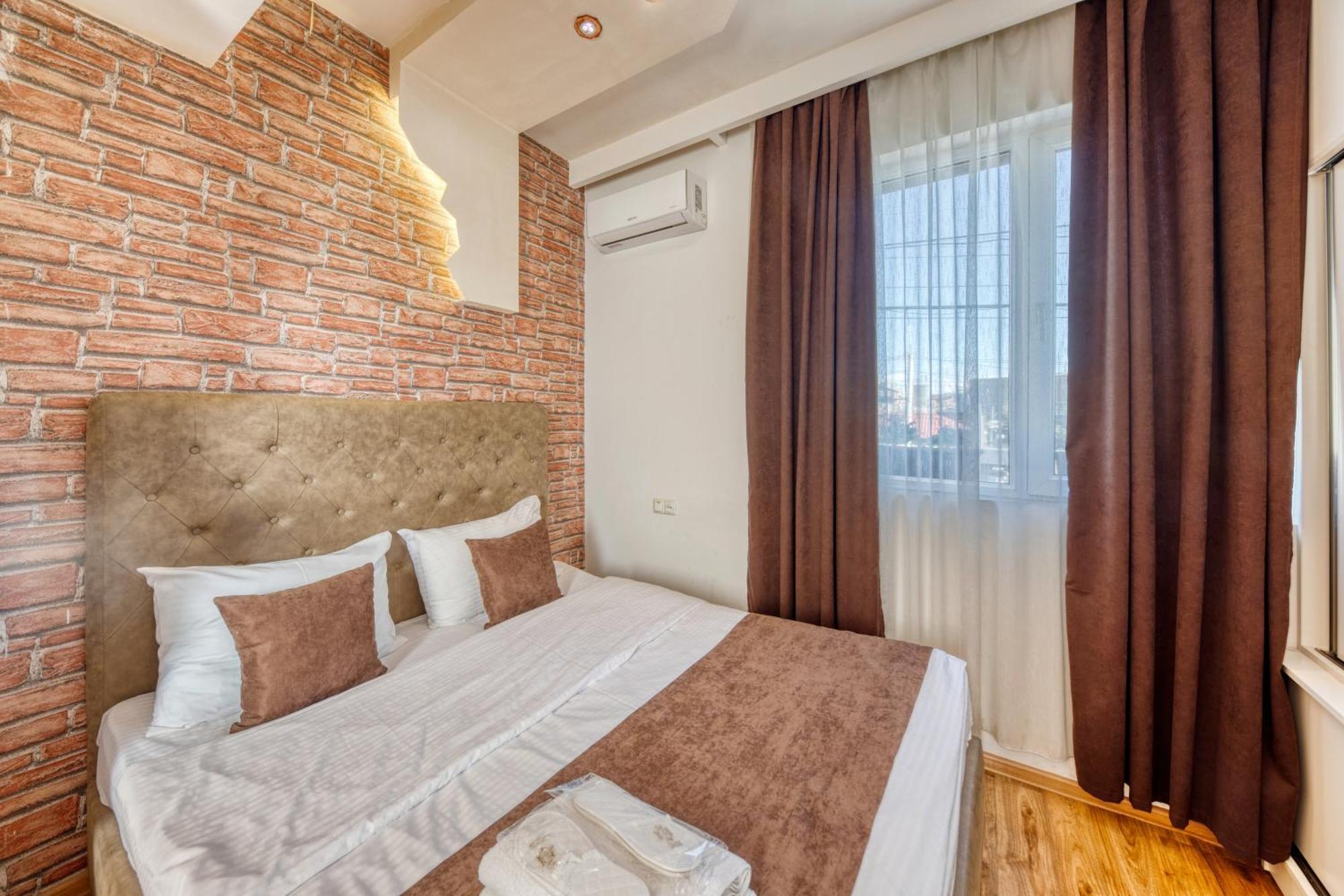 Aleppo Hotel Yerevan Luaran gambar